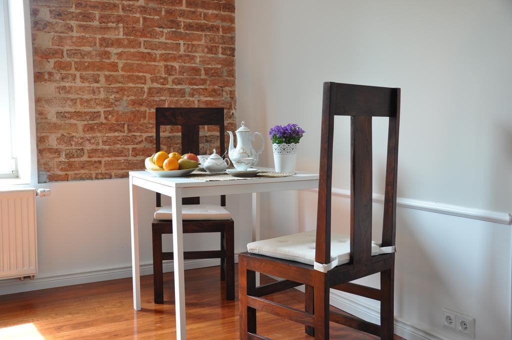 Be Well 3-Rooms Apartment With Parking And Garden Varsavia Esterno foto