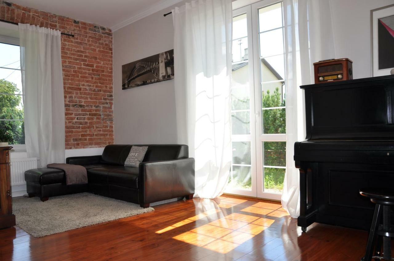 Be Well 3-Rooms Apartment With Parking And Garden Varsavia Esterno foto