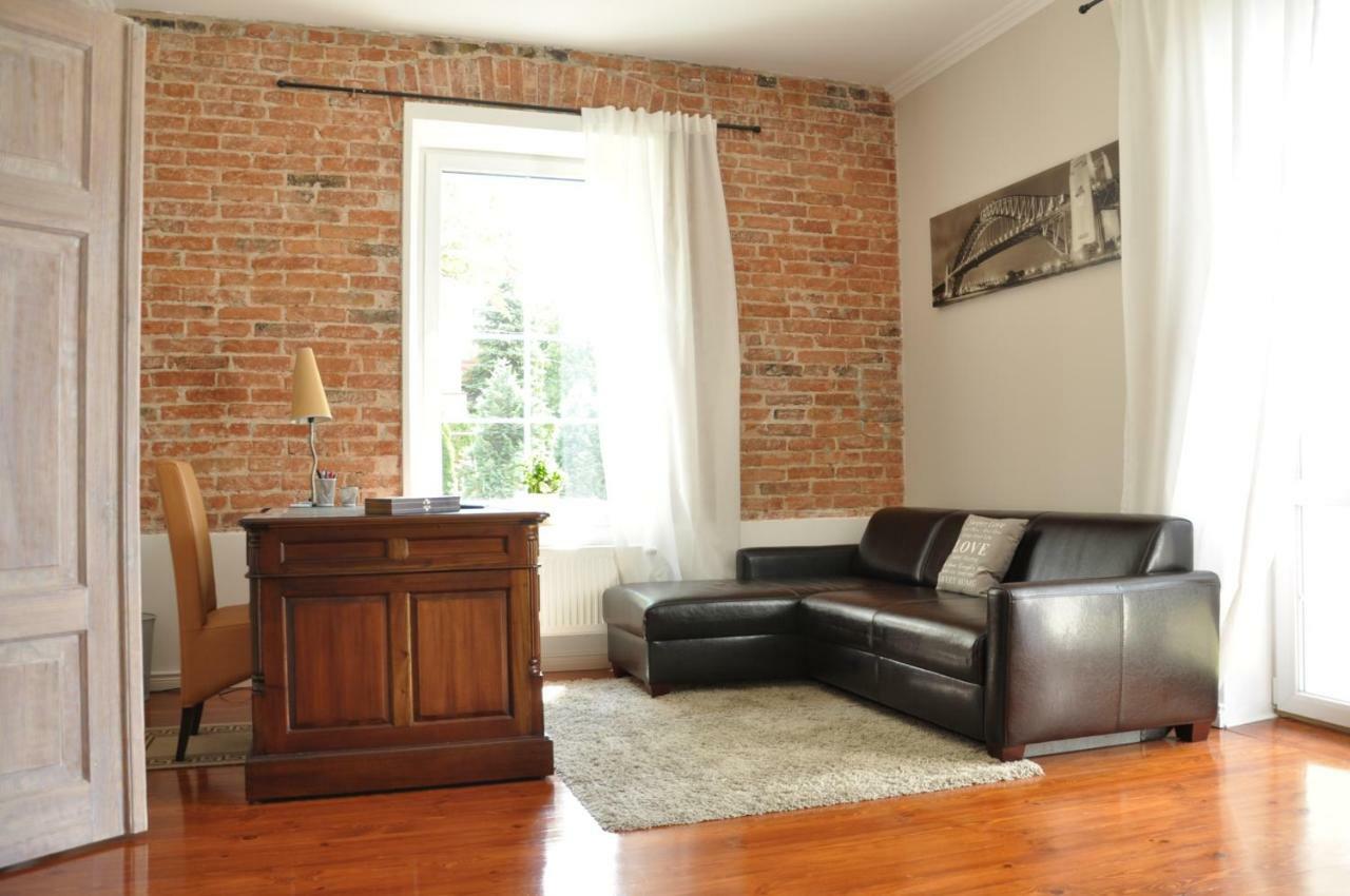 Be Well 3-Rooms Apartment With Parking And Garden Varsavia Esterno foto